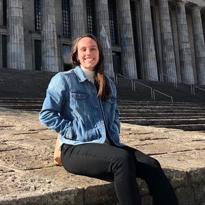 Meet your Posher, Carrie